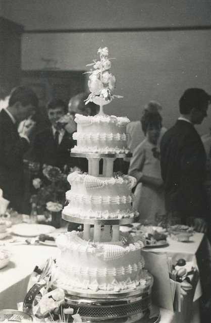 [Wedding Cake]