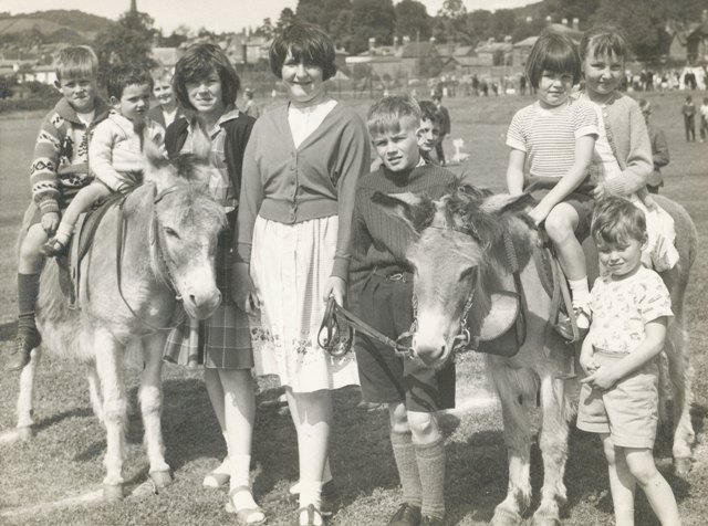 [196- Ledbury Secondary School Fete]