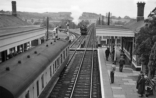 [Ledbury Trains]