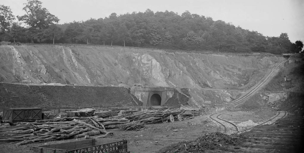 [Ledbury Railway Tunnel]